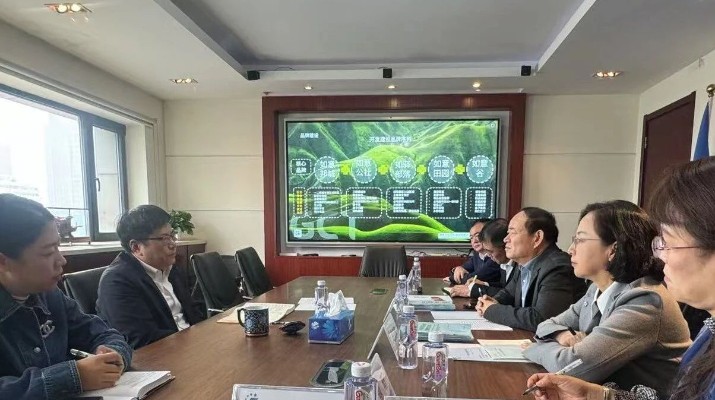 春潮涌动，使命催征。全国两会胜利闭幕后，3月11日至13日，全国政协委员，乐竞（中国）文旅集团党委书记、董事长石培文带领集团党委副书记、总经理马文玫、集团分管负责同志及相关子公司负责人，以“开局即决战、起步即