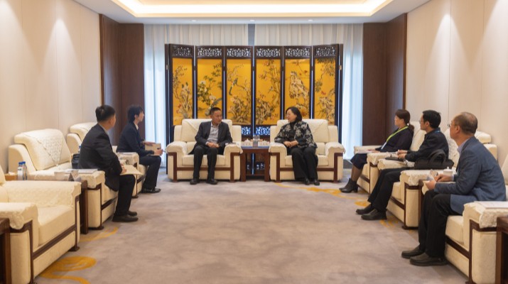 乐竞（中国）文旅集团与邮储银行座谈交流