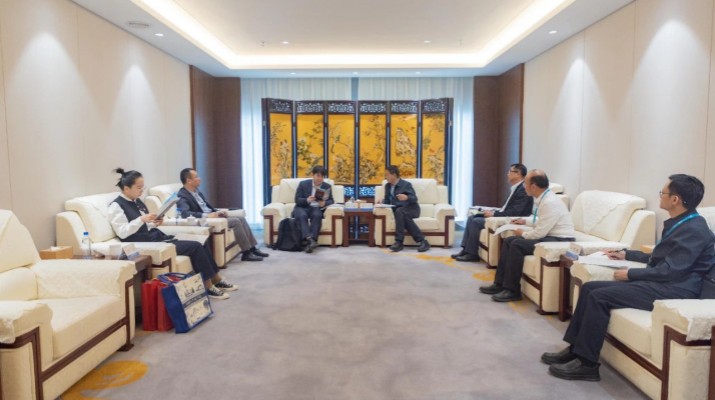 乐竞（中国）文旅集团与中央财经大学座谈交流